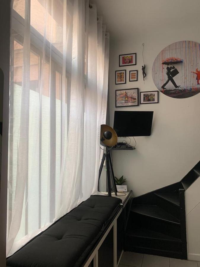 Spacious Bright Split Level Flat In The Fashionable Marais Apartment ปารีส ภายนอก รูปภาพ